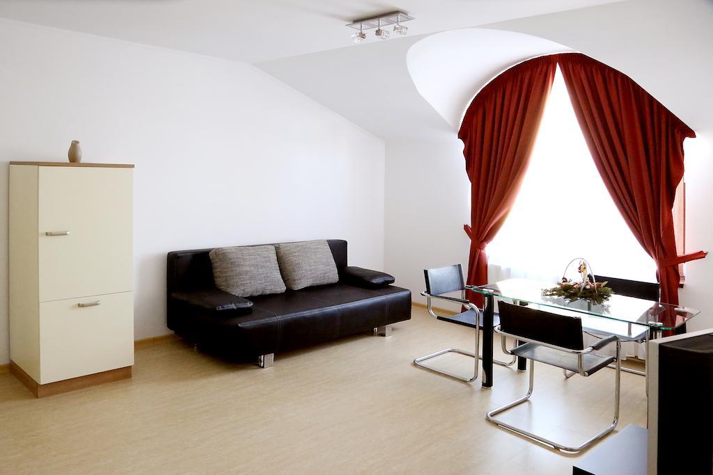 Vila Nona Apartment Sibiu Phòng bức ảnh